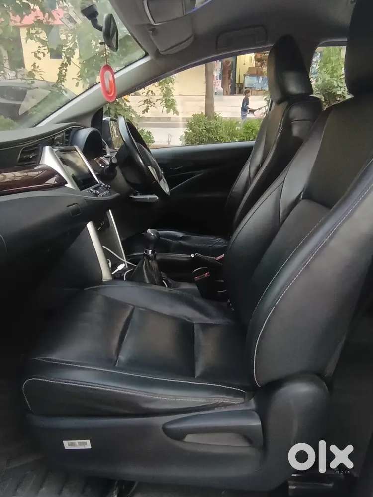 Toyota Innova Crysta 2017 Diesel  Manual
