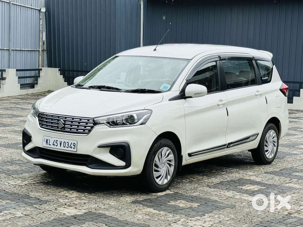 Maruti Suzuki Ertiga Vxi At Petrol, 2021, Petrol