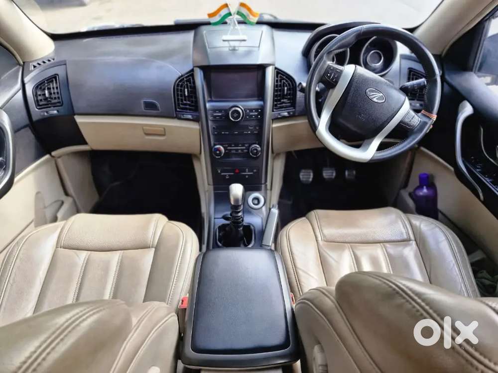 Mahindra Xuv500 W10