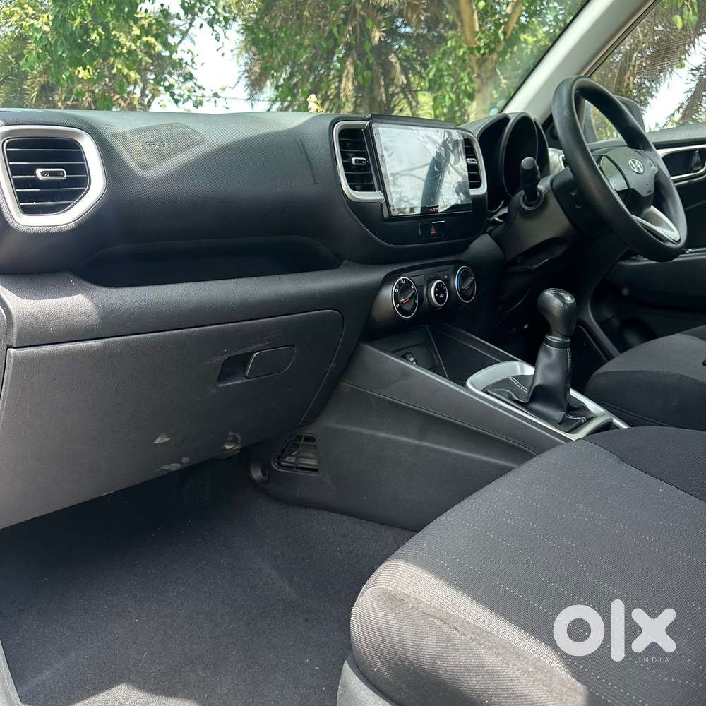 Hyundai Venue 1.2 S Plus, 2020, Petrol