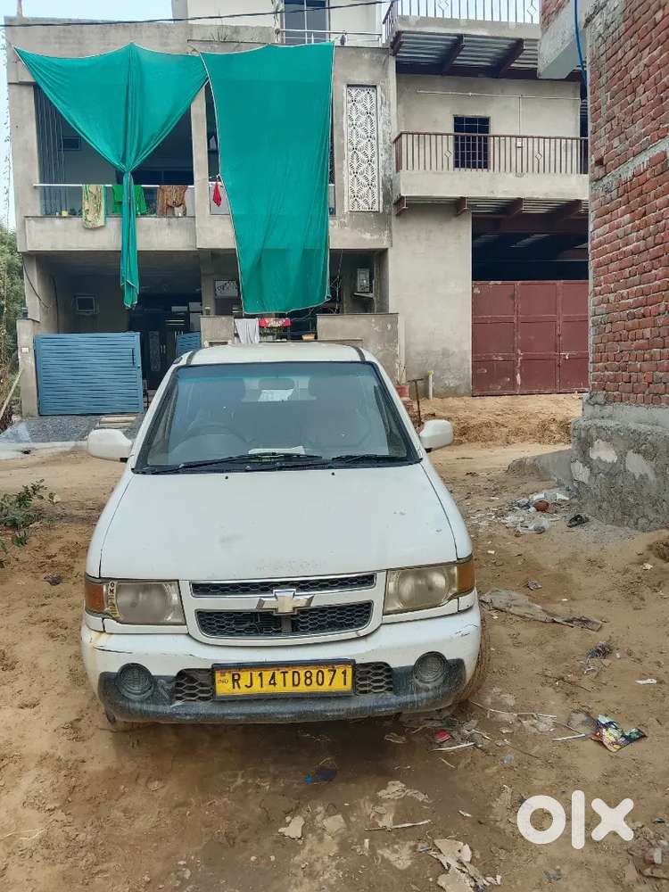 Good Condition White Colour ,texi Permit