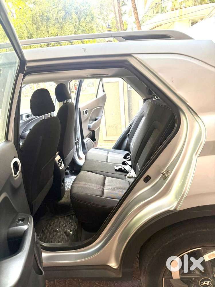 Hyundai Venue Petrol 2021