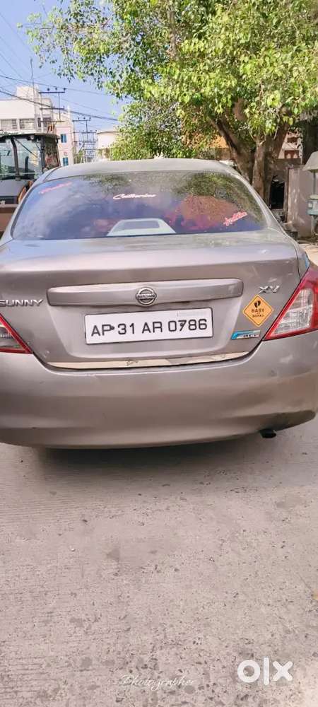 Nissan Sunny Diesel 2012