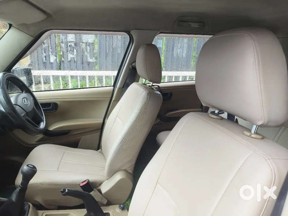 Mahindra Tuv 300 2016