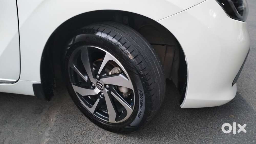 Toyota Glanza, 2023, Petrol