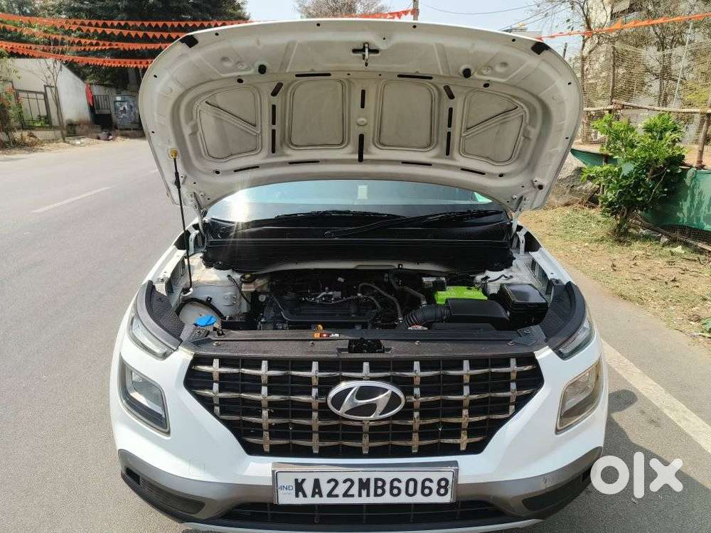 Hyundai Venue 1.2 S Plus, 2019, Petrol