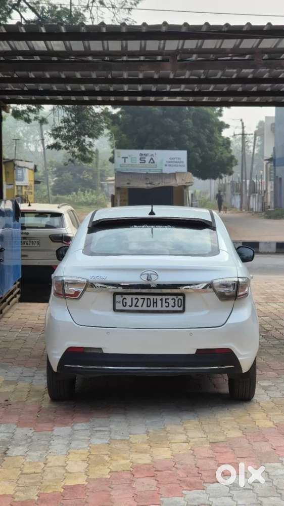 Tata Tigor Xza, 2020, Petrol