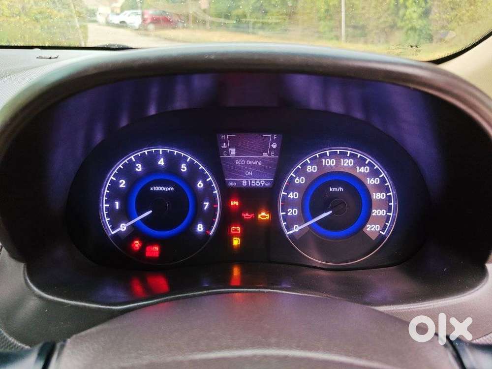 Hyundai Verna Fluidic 1.6 Vtvt Sx, 2013, Petrol