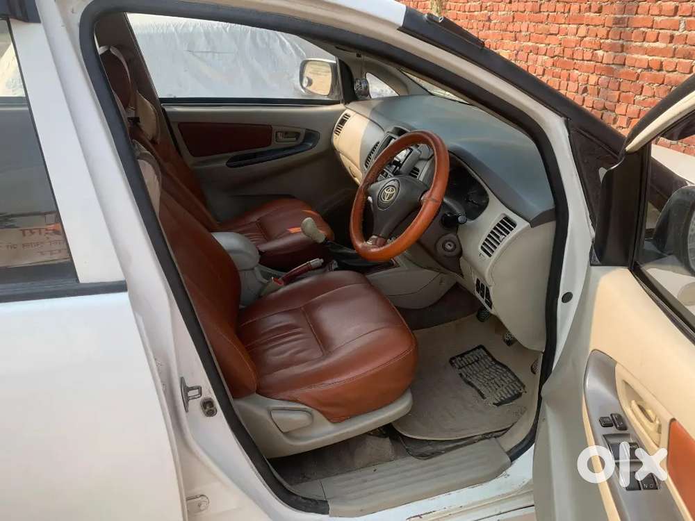 Toyota Innova Diesel 2.5 2012