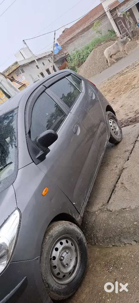 I10 Era   (cng On Paper)