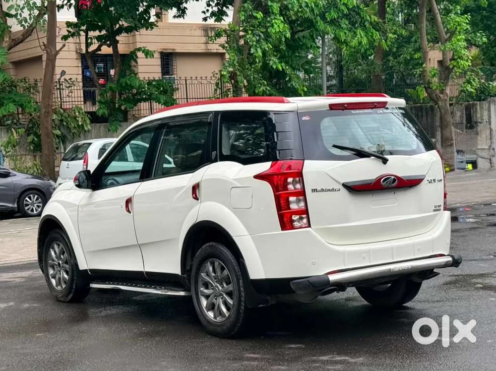 Mahindra Xuv500 2.2 W10 Sportz Edition At, 2017, Diesel