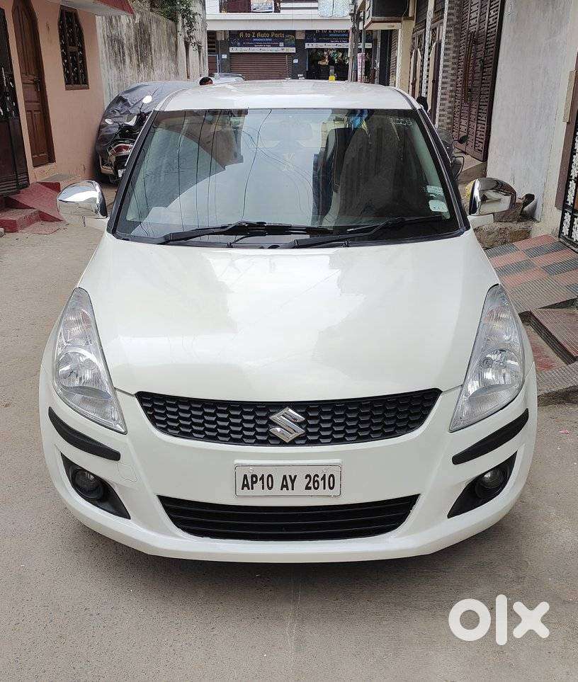 Maruti Suzuki Swift Lxi Optional-o, 2011, Petrol