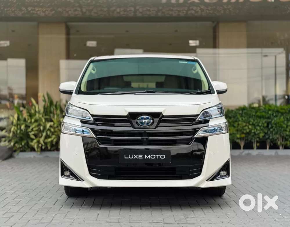 Toyota Vellfire 2.5 Hybrid, 2021, Petrol