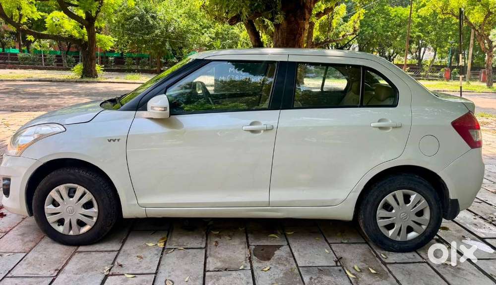 Maruti Suzuki Swift Dzire Vxi, 2012, Petrol