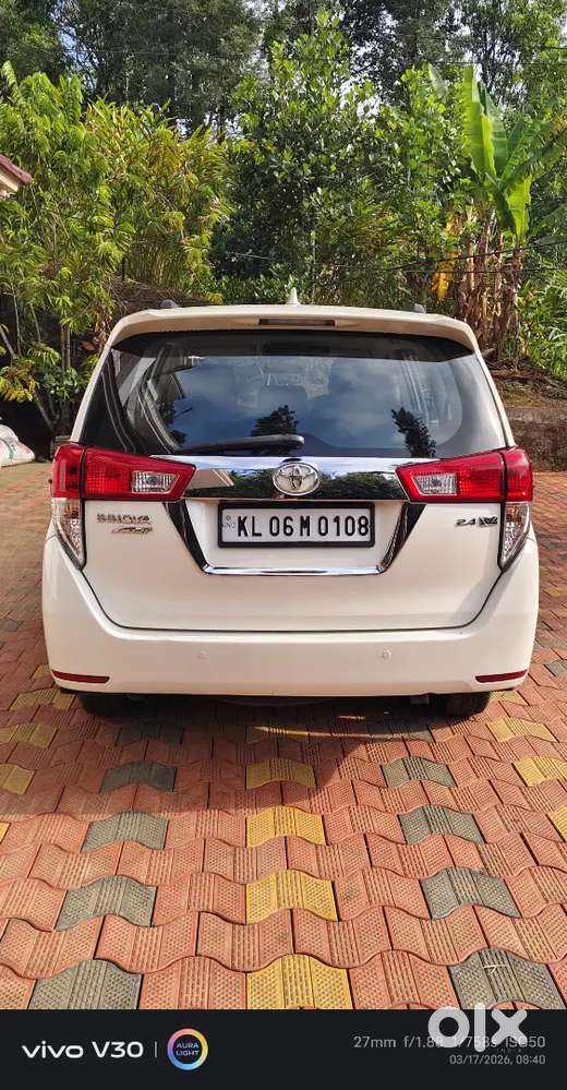 Toyota Innova Crysta