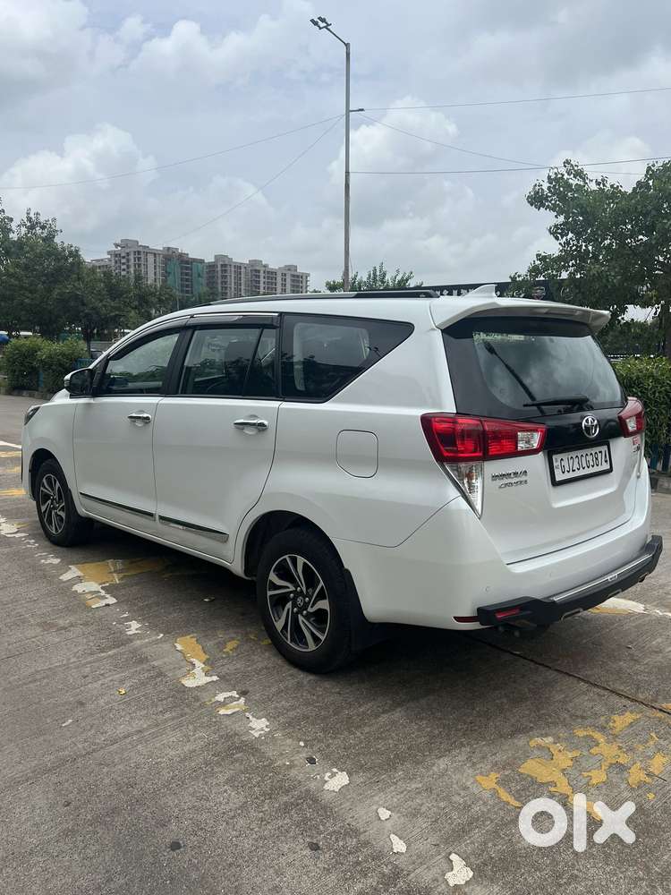 Toyota Innova Crysta [2020-ongoing] 2.4 Gx 7 Str, 2024, Diesel