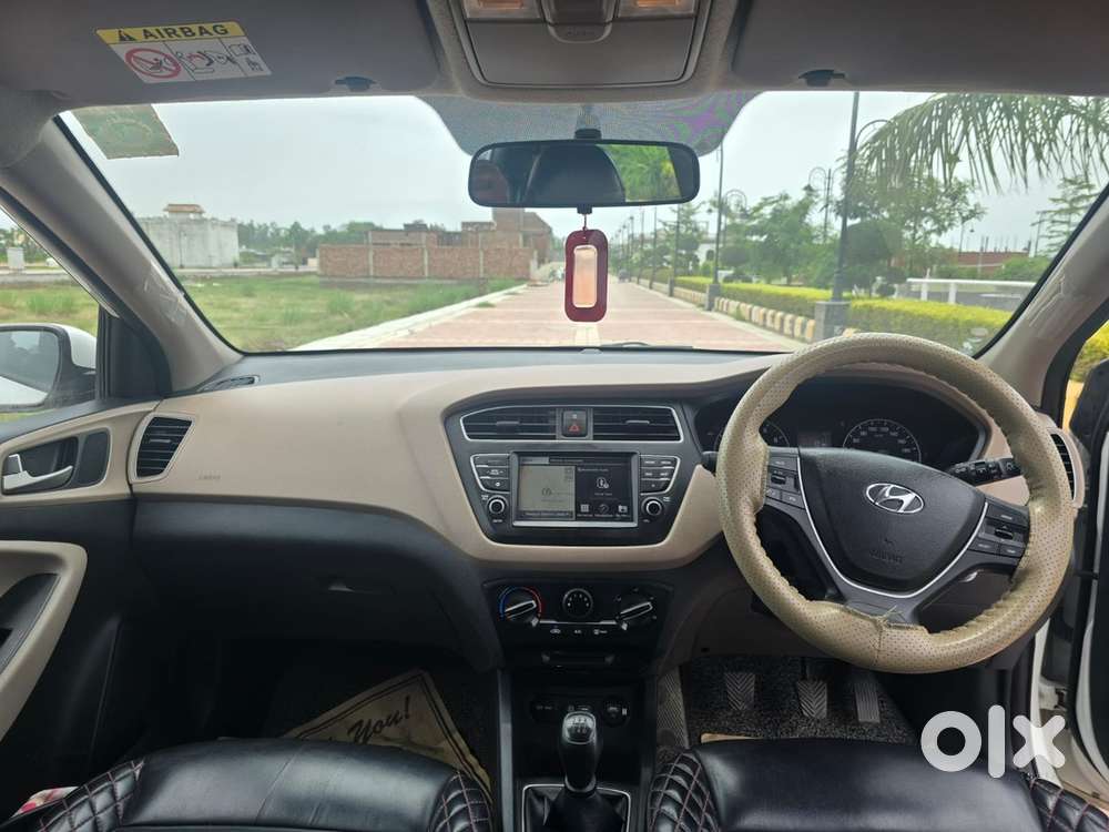 Hyundai Elite I20 Sportz Plus Varient Vtvt Petrol Mannual Transmission