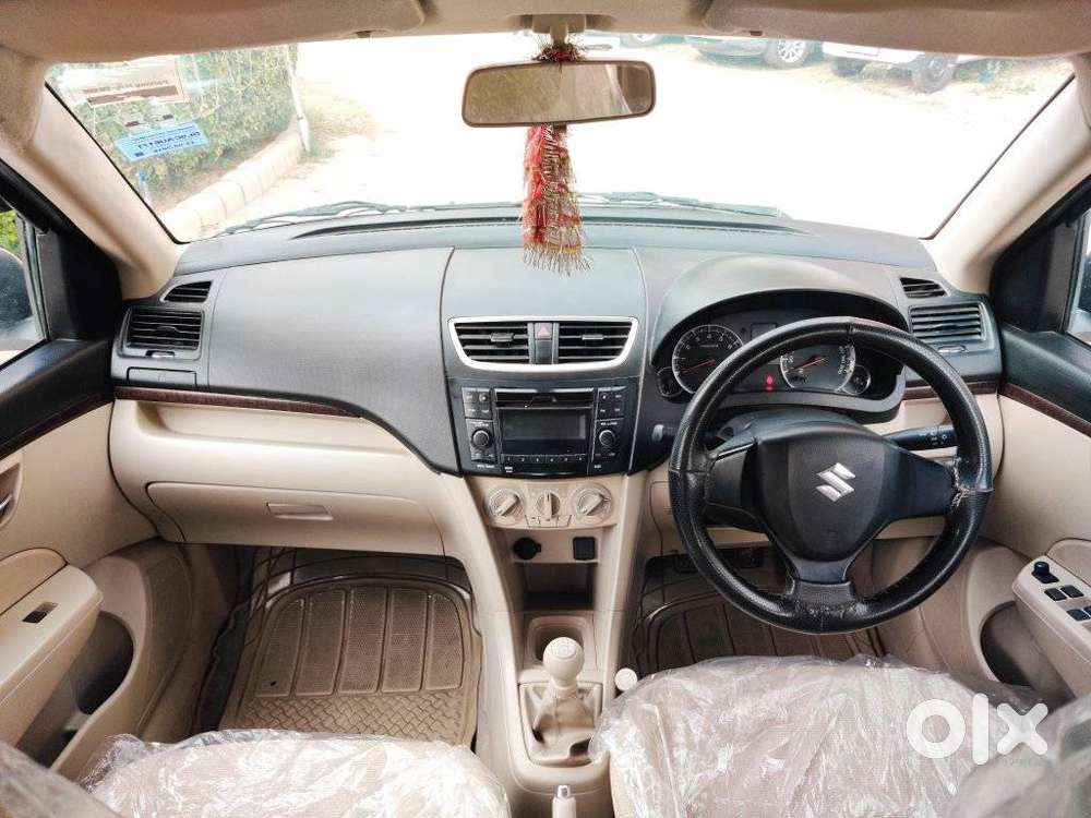 Maruti Suzuki Swift Dzire 1.2 Vxi Bsiv, 2016, Petrol