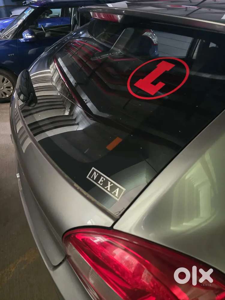 Suzuki Baleno Manual Delta  2018 Driven  43400 Km Silver. Hr 26 Number