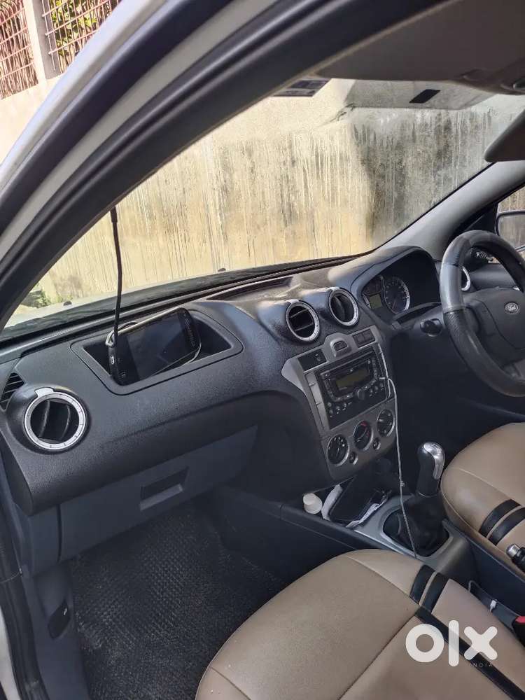 Ford Fiesta 2013 Petrol Style