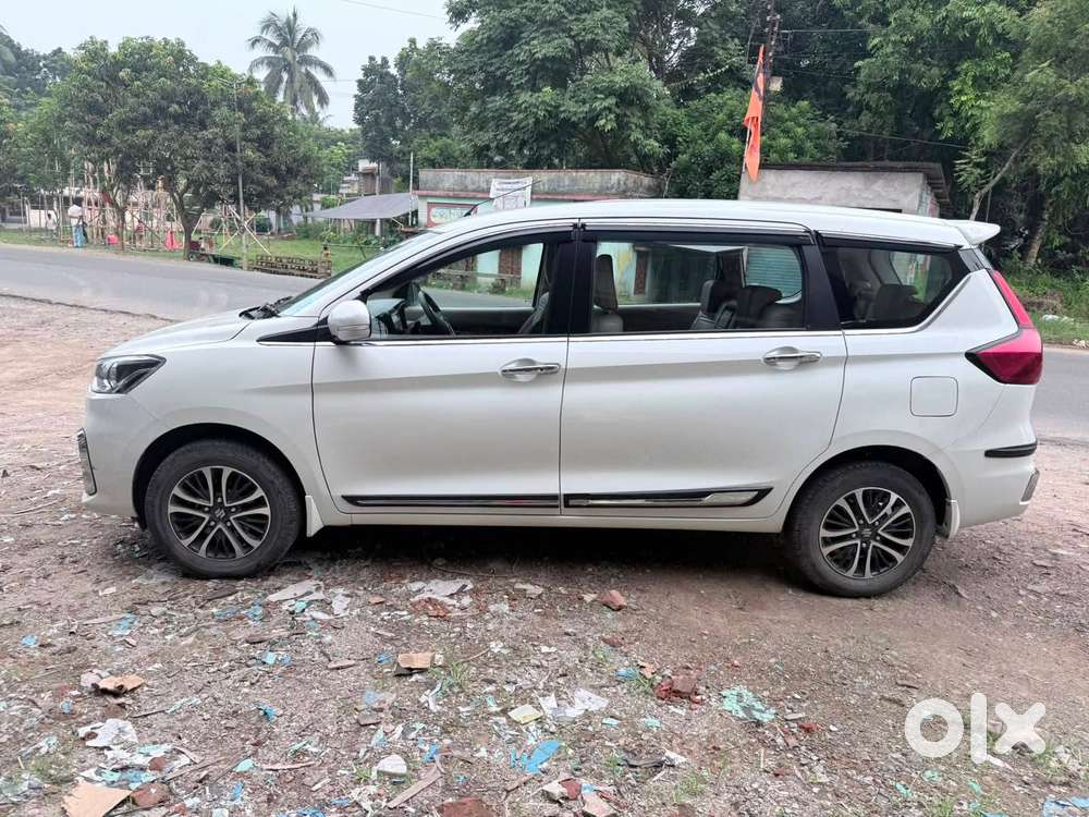 Maruti Suzuki Ertiga Zxi Plus Shvs, 2023, Petrol
