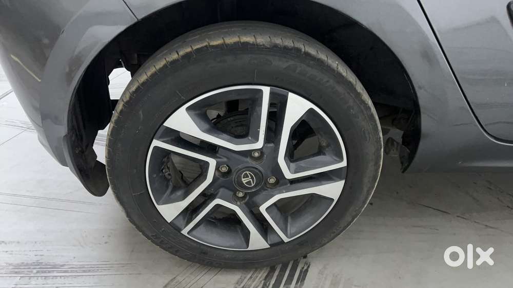 Tata Tiago Xza Plus, 2023, Petrol