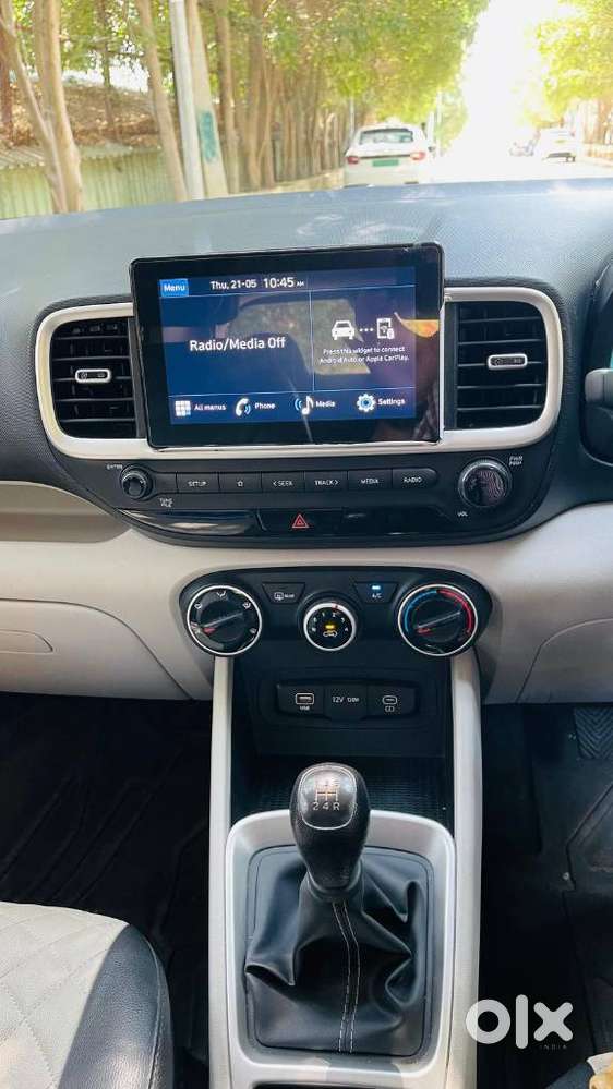 Hyundai Venue, 2023, Petrol