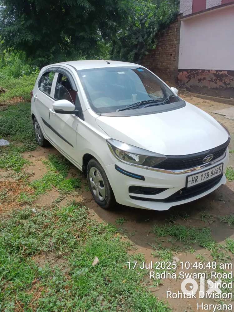Tata Tiago 2022 Petrol Well Maintained,