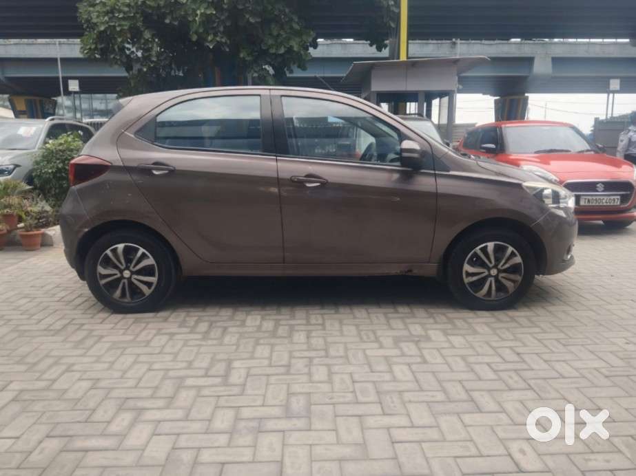 Tata Tiago 1.2 Revotron Xt, 2018, Petrol