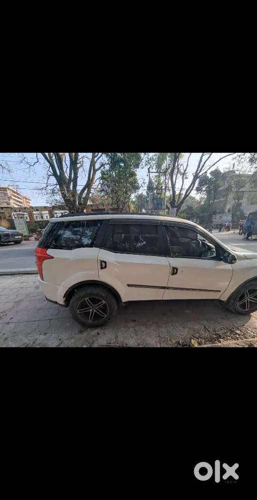 Mahindra Xuv500 2016