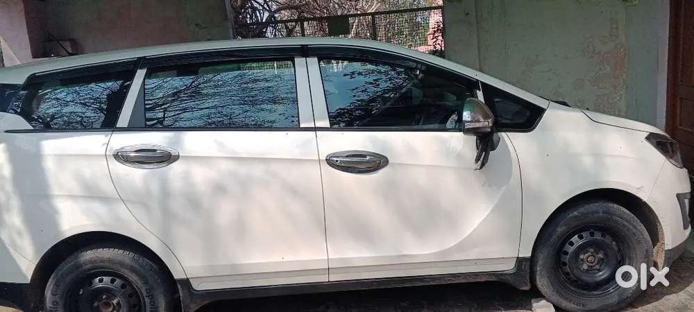 Mahindra Marazzo 2019 Diesel 137710 Km Driven