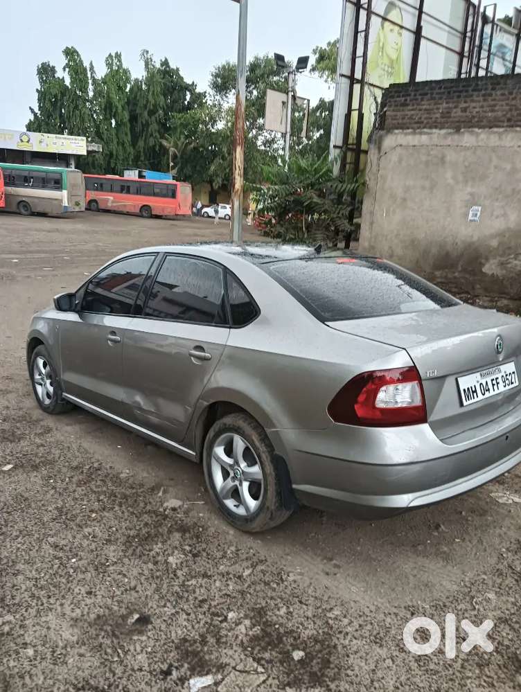 Skoda Rapid Tsi 2012
