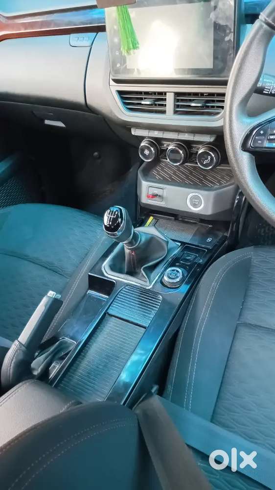 Renault Kiger Petrol 2022 November
