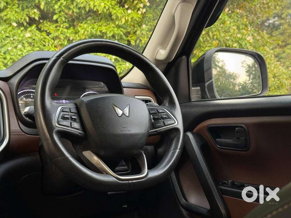 Mahindra Scorpio N Z4 Petrol Mt 7 Str, 2024, Petrol