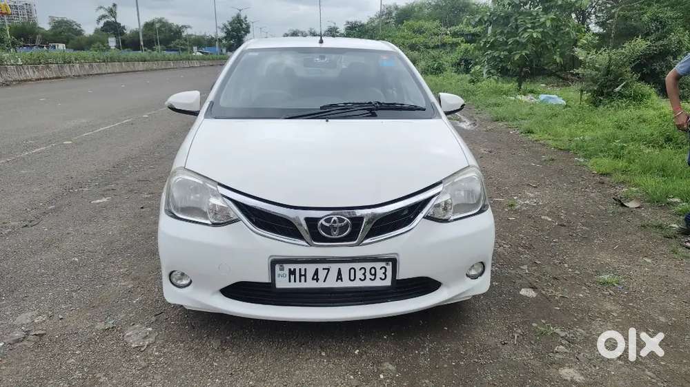 Toyota Etios Vx 2015 (aftermarket Lovato Cng Fitting)