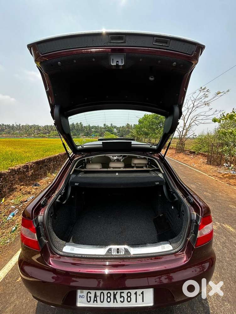 Skoda Superb 2012 Petrol Well Maintained