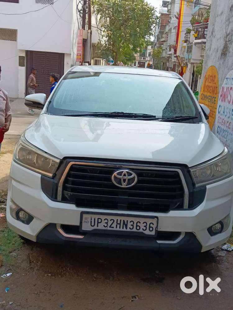 Toyota Innova Crysta G 7 Str, 2017