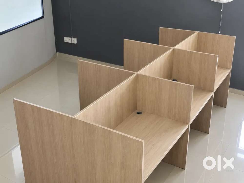Workstation ( 6 seater )