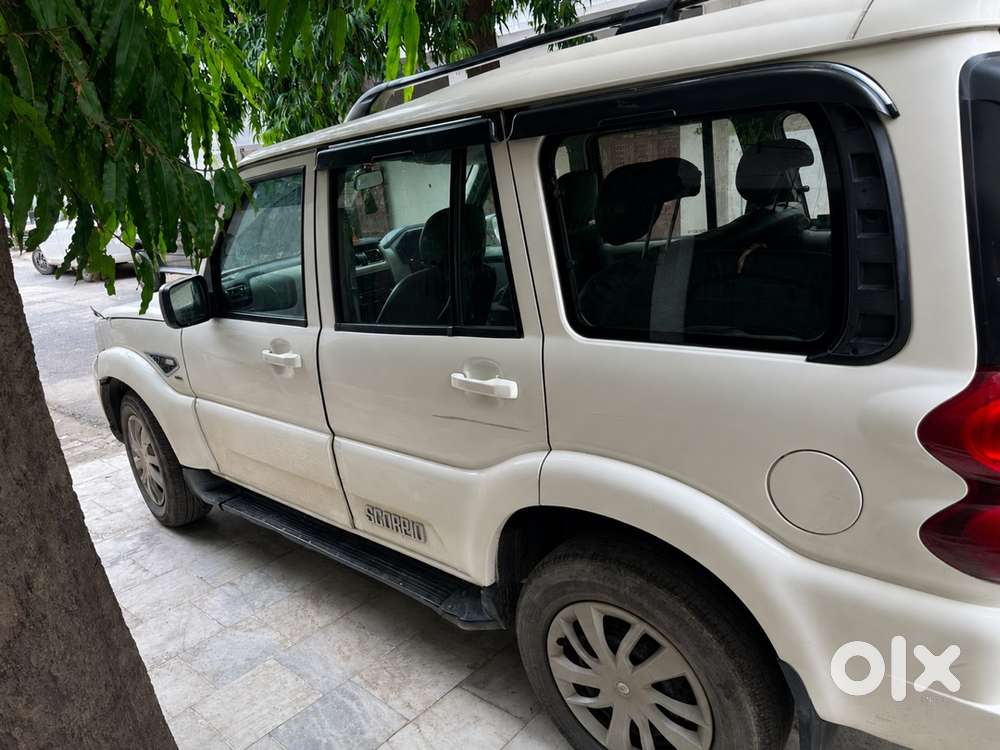 Mahindra Scorpio 2018 Diesel Manual