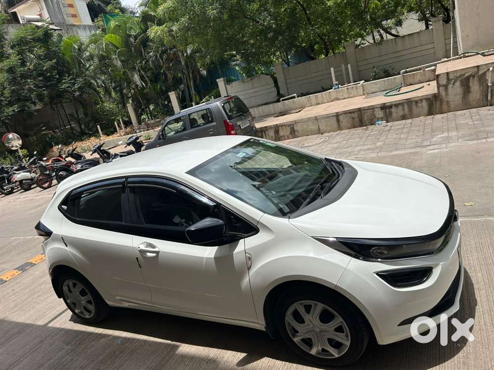 Tata Altroz Petrol Automatic 2024 Car