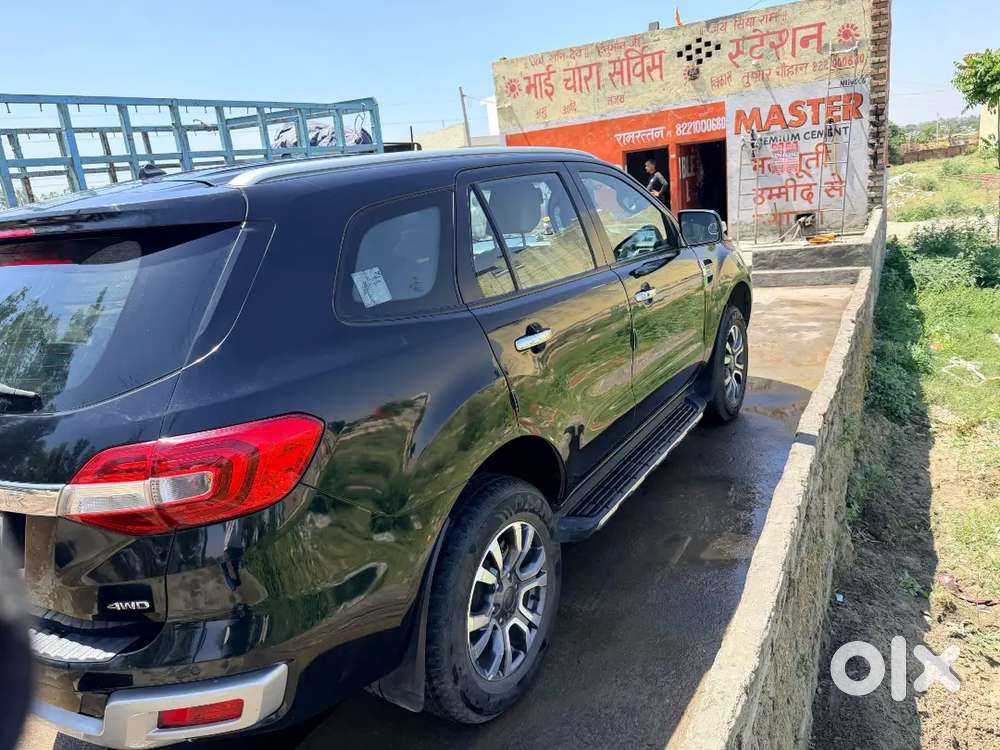 Ford Endeavour 4x4 At Titanium Black 2021
