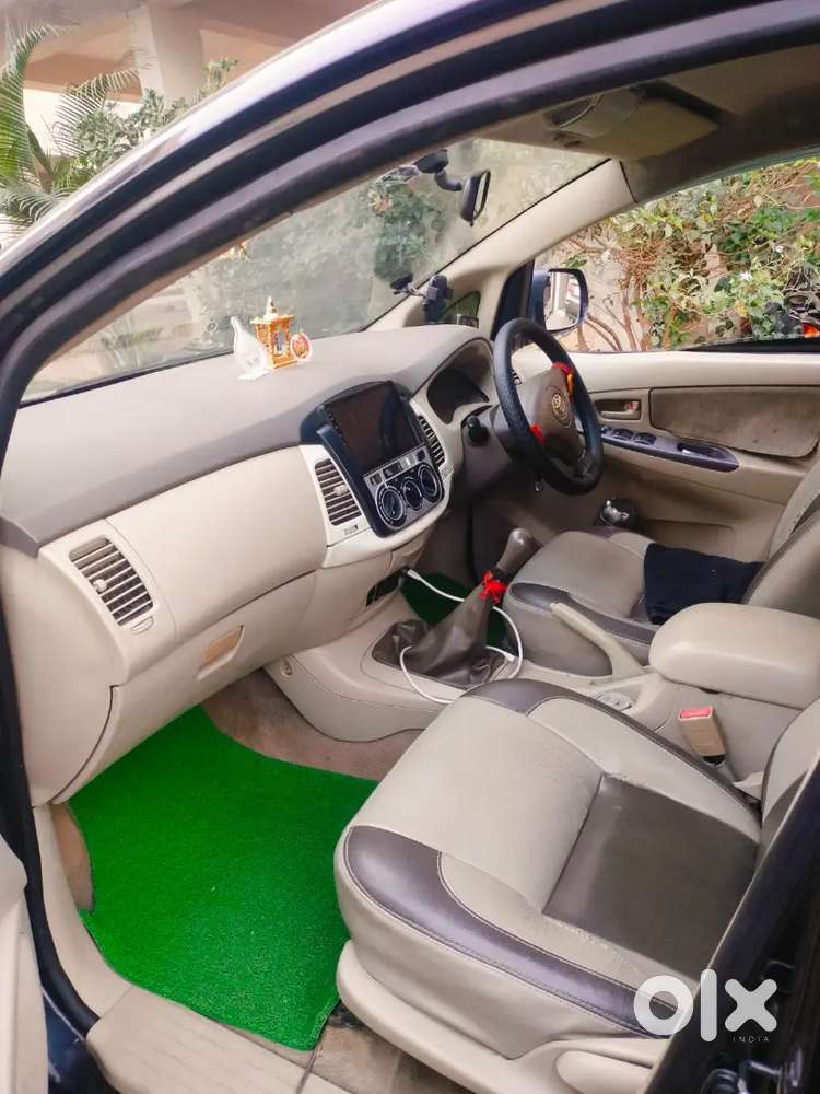 Toyota Innova 2007 Petrol Well Maintained