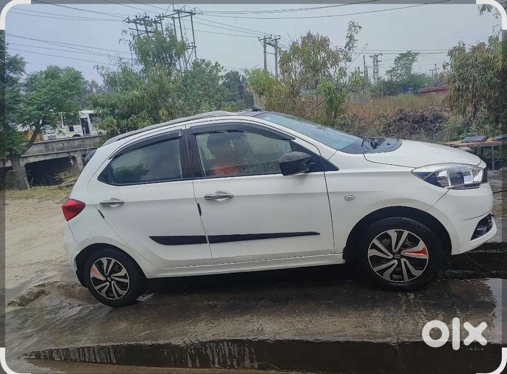 Tata Tiago Wizz Petrol 2018 Edition