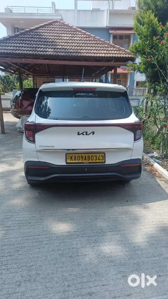 Kia Carens 2024 Diesel Well Maintained
