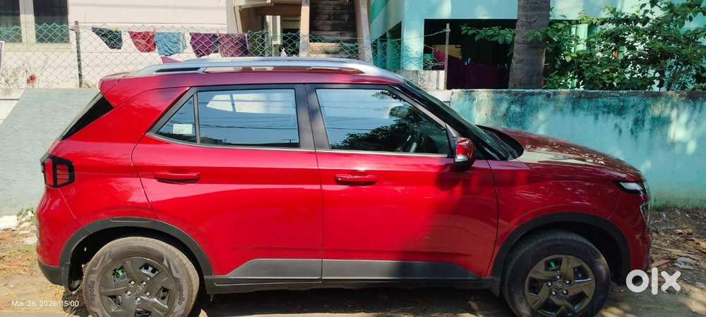 Brand New Just Run 1300 Kms And 8 Month Old