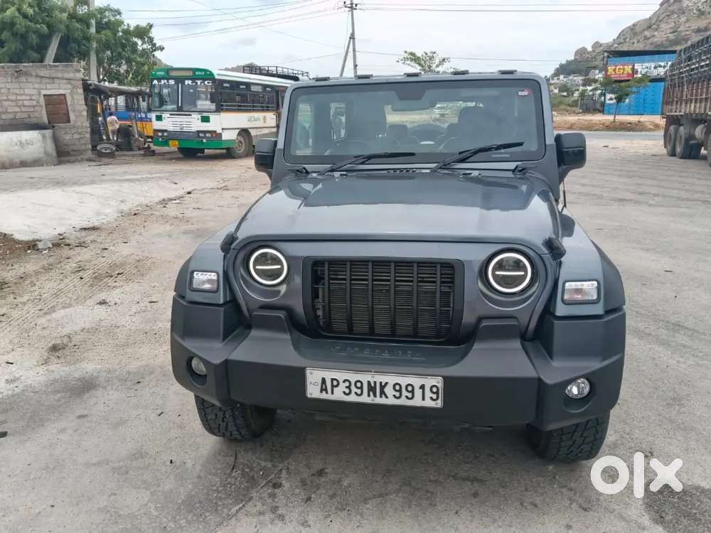 Mahindra Thar Petrol 2022