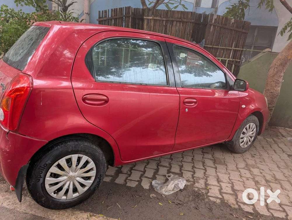 Toyota Etios Liva 2011-2012 G, 2012