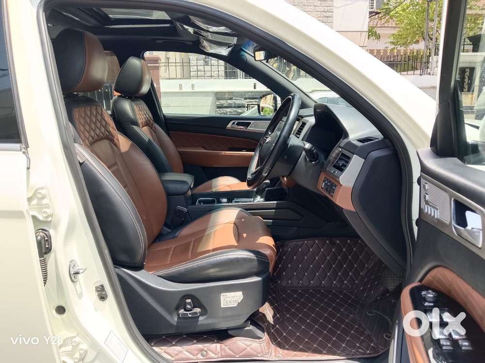 Mahindra Alturas G4 4x4 At, 2019, Diesel