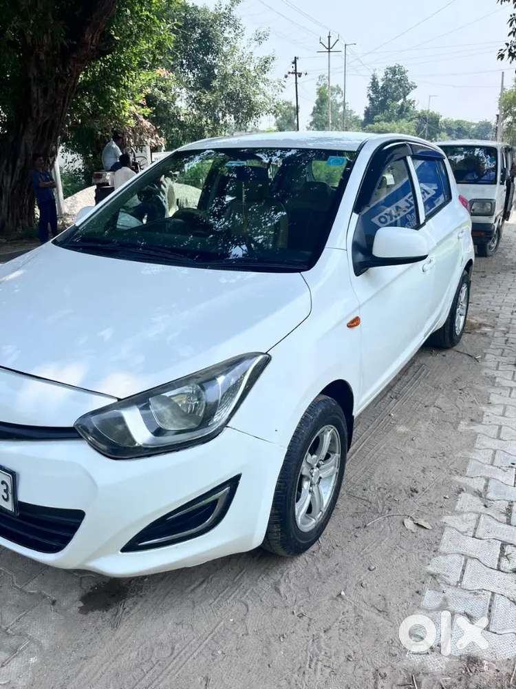 Hyundai I20 2013 Petrol Well Maintained