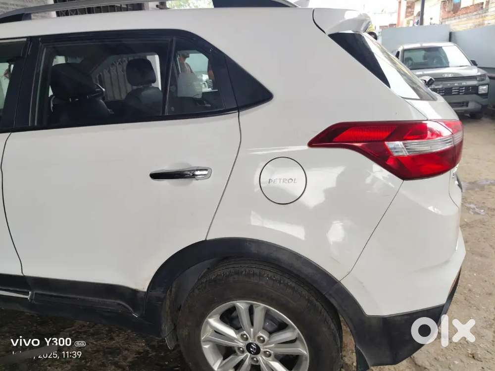 Hyundai Creta 2017 Petrol 60250 Km Driven